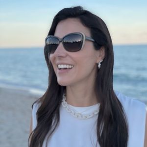 Meet your Posher, Cybelle